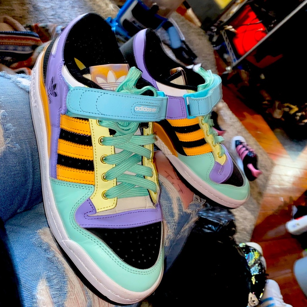 Men’s adidas 10.5